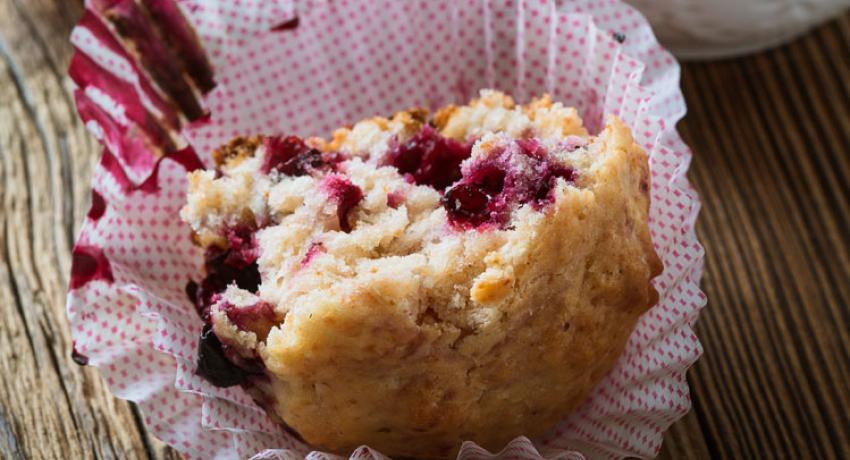 Blackberry & Apple Muffins