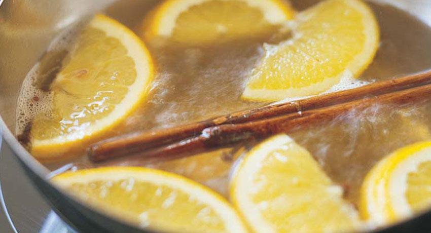 Mulled white wine