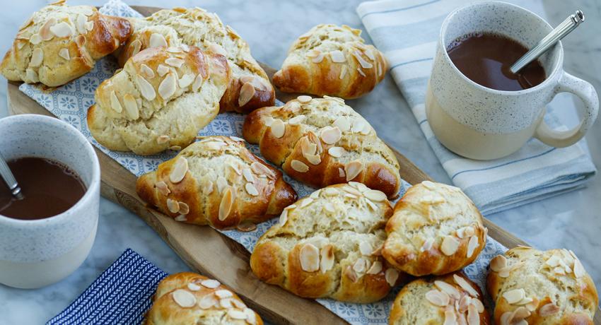 Buttermilk Almond Croissants-Lena Fuchs-MeinLeckeresLeben
