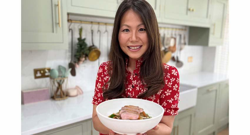 Clementine&Apricot Duck-Thuy Pham